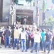 Sintriasa e ex trabalhadores da Cotrijuí em frente ao Fórum de Ijuí