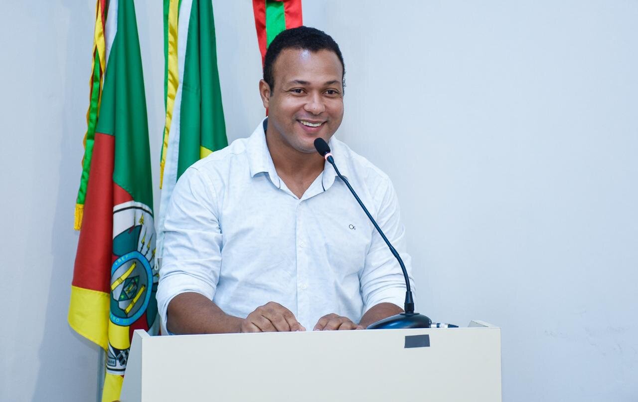 Alex Durães Barbosa recebe Título de Cidadão Honorário de Santo Ângelo.